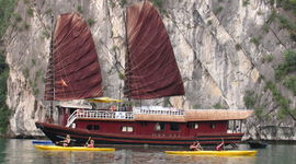 Ha Long 8.JPG