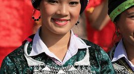 LAOS - FILLE HMONG (1) .jpg